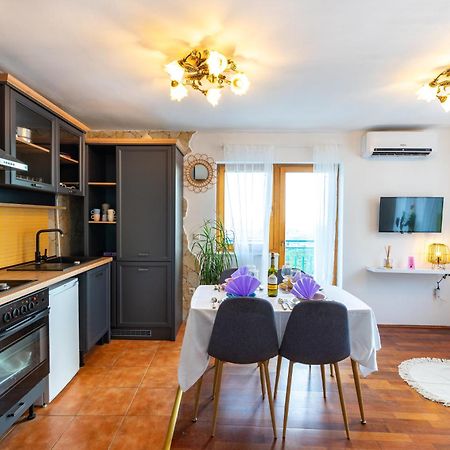 Вилла Olive Garden House In Zrnovnica With A View & Bbq Экстерьер фото
